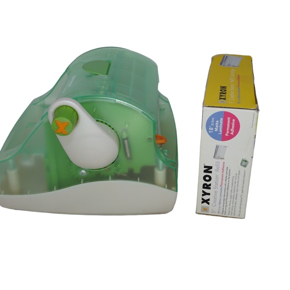 Xyron Creative Station 5" Sticker Machine and New Refill Cartridge - Picture 4 of 10